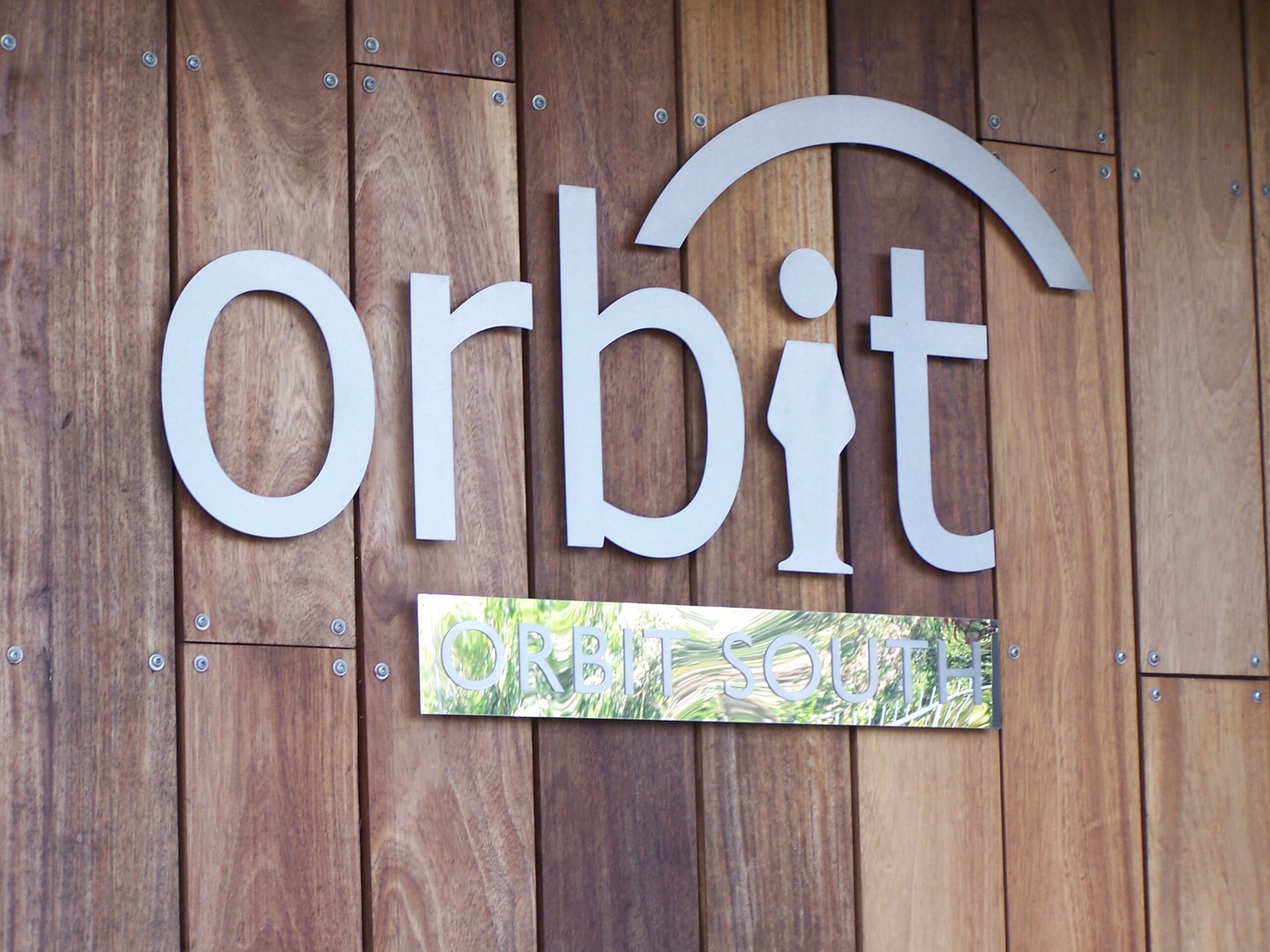 External Metal Cut Sign