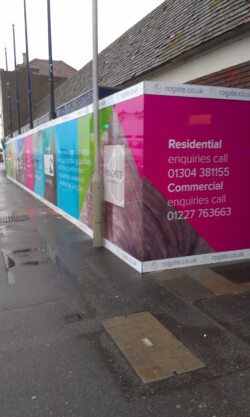 Aluminium composite hoarding